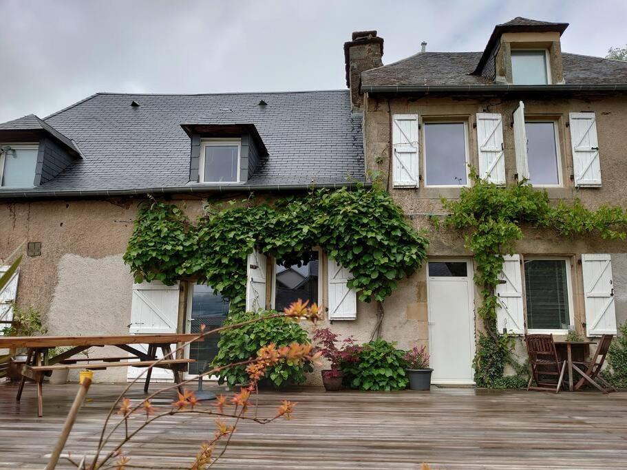 Maison Sur Les Hauteurs De Brive-La-Gaillarde Dampniat Eksteriør bilde